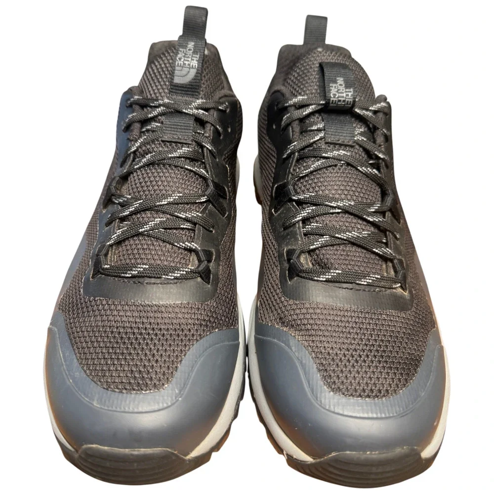 THE NORTH FACE Activist Futurelight Men 10.5 Trail Hiking Shoes Black Grey *Read